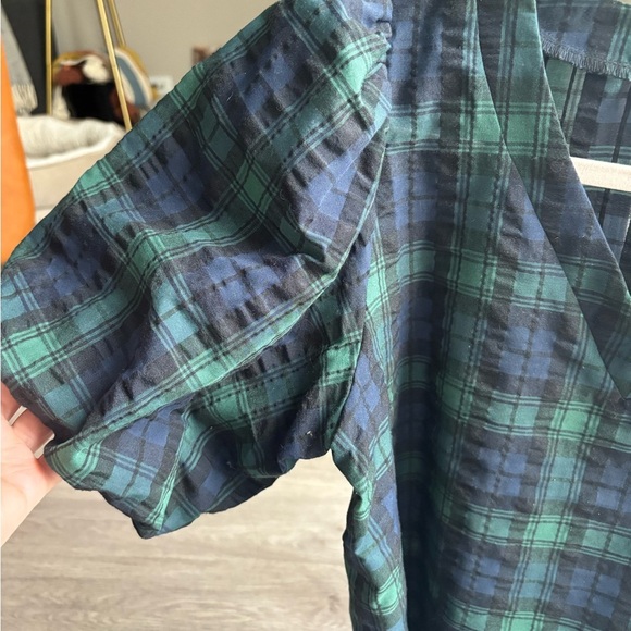EUC LOFT Plaid V-Neck Puff Sleeve Top - Picture 4 of 6